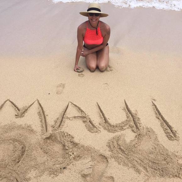 Meet your Posher, Tracy - Picture 1 of 1